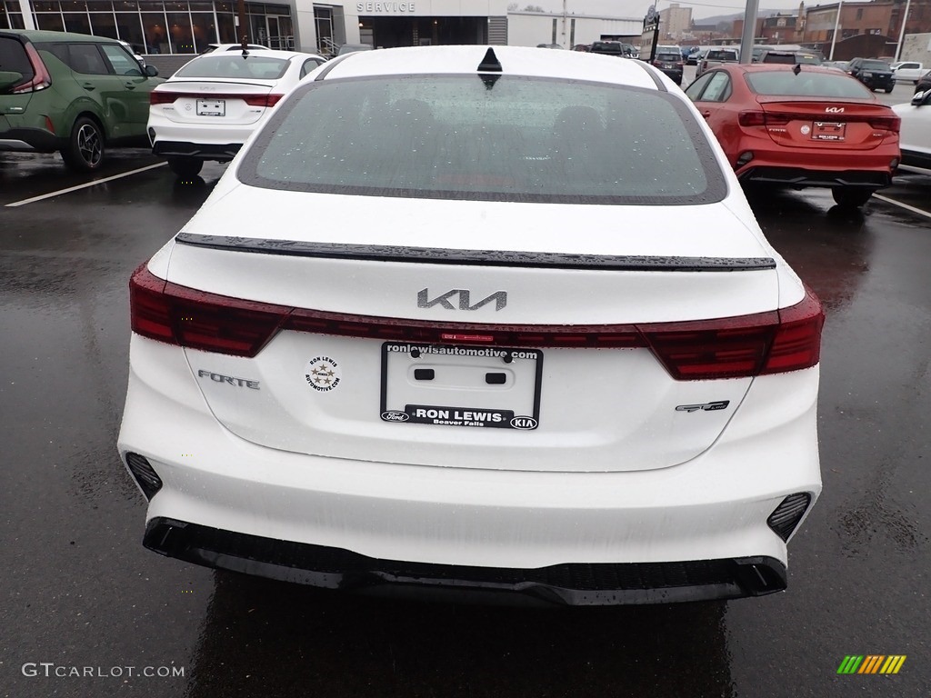 2023 Forte GT-Line - Snow White Pearl / Black photo #7