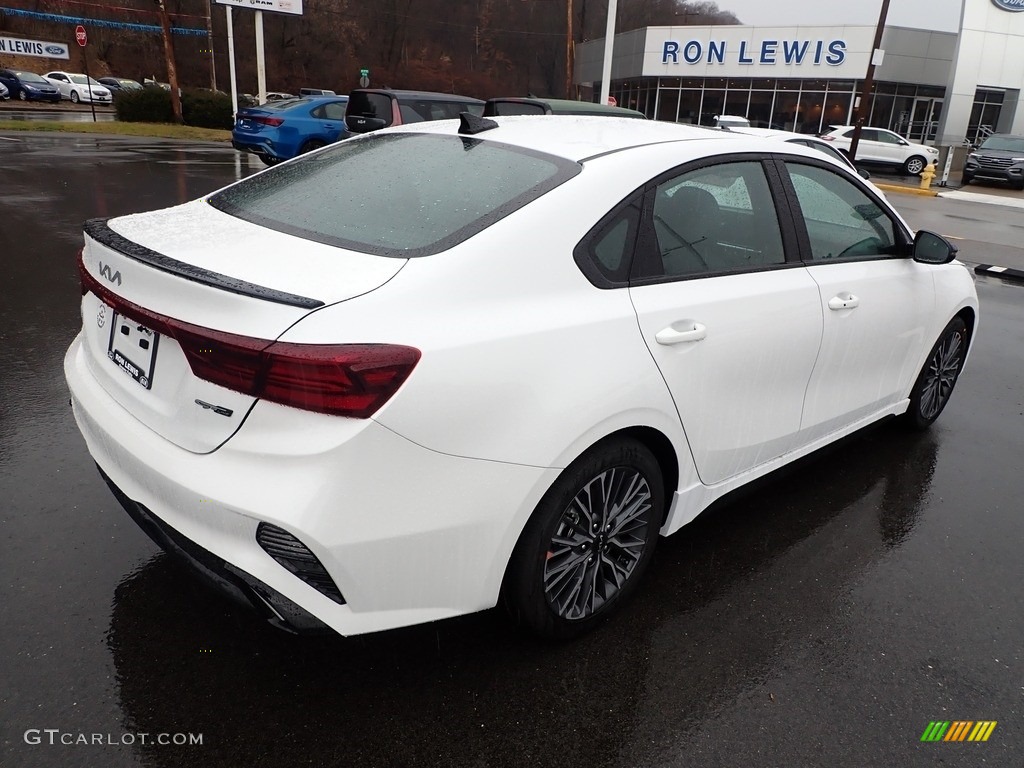 2023 Forte GT-Line - Snow White Pearl / Black photo #8