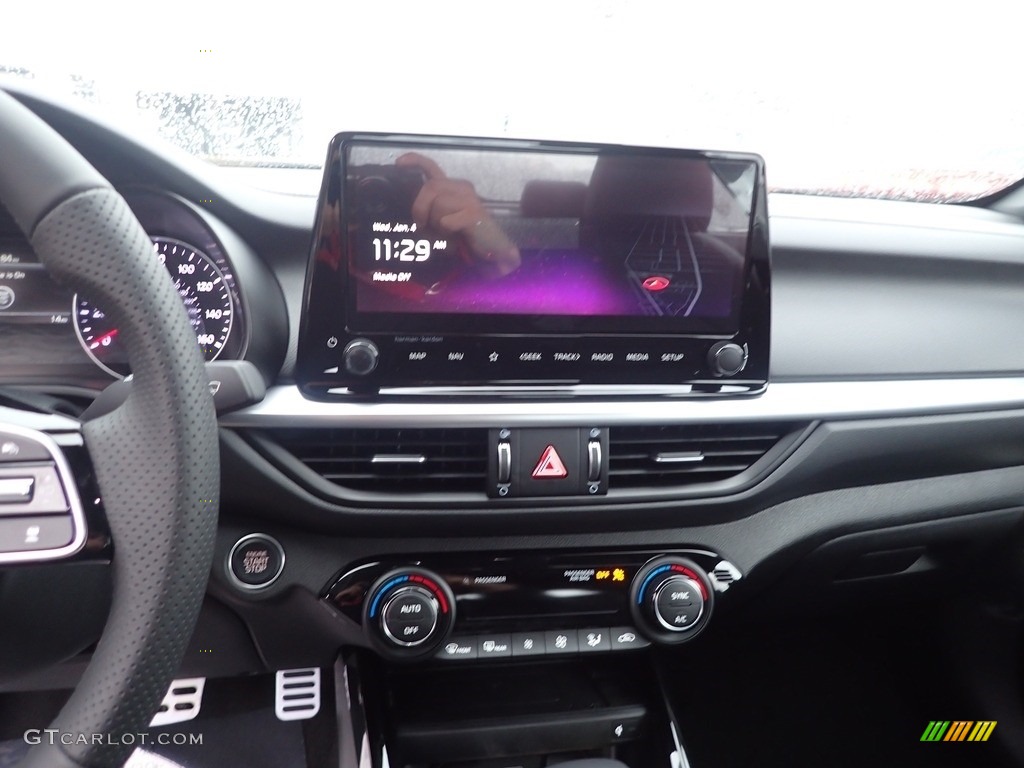 2023 Forte GT-Line - Snow White Pearl / Black photo #17