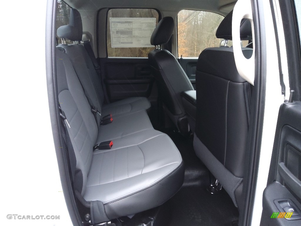 Black/Diesel Gray Interior 2022 Ram 1500 Classic Quad Cab 4x4 Photo #145422252
