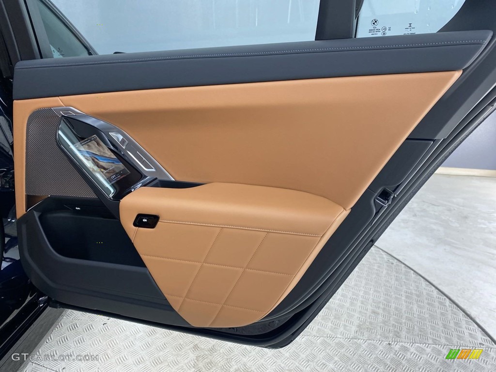 2023 BMW 7 Series 740i Sedan Cognac Door Panel Photo #145425552