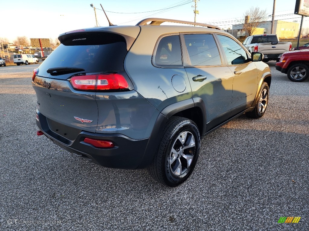 2015 Cherokee Trailhawk 4x4 - Anvil / Trailhawk Black photo #5