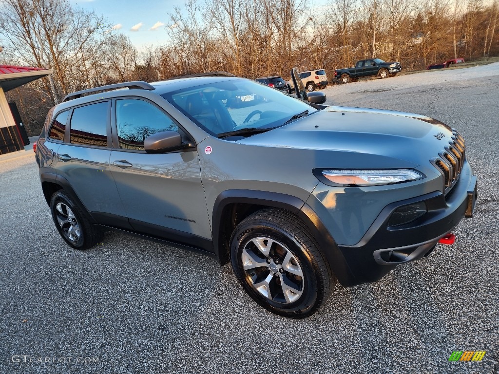 2015 Cherokee Trailhawk 4x4 - Anvil / Trailhawk Black photo #37