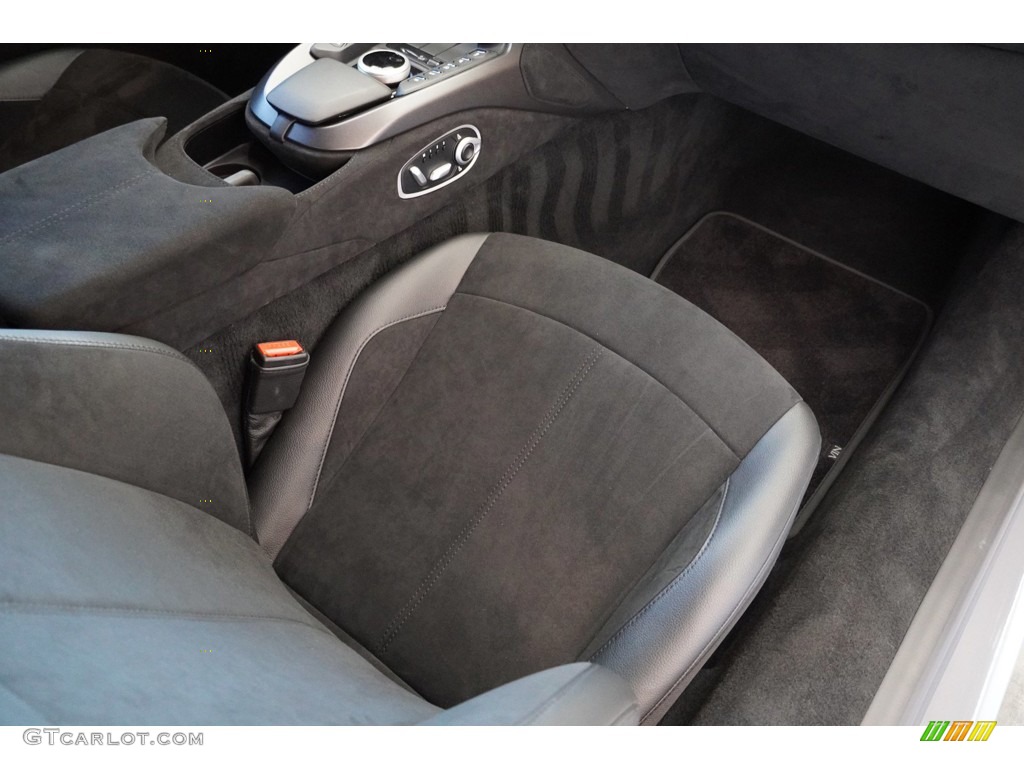 2021 Aston Martin Vantage Coupe Front Seat Photo #145429989