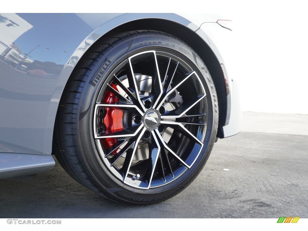 2021 Aston Martin Vantage Coupe Wheel Photos