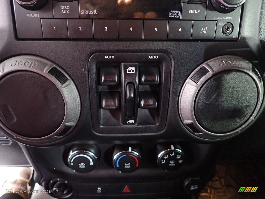 2015 Wrangler Unlimited Willys Wheeler 4x4 - Anvil / Black photo #17