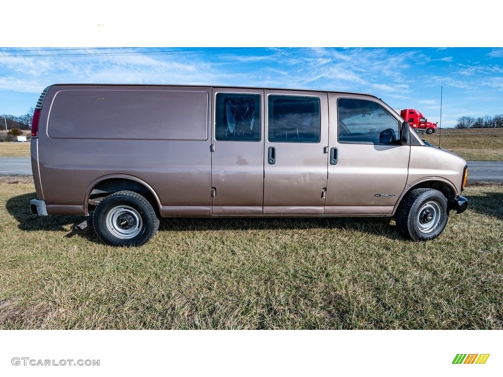 Medium Bronzemist Metallic 2002 Chevrolet Express 3500 Extended Cargo Van Exterior Photo #145431066