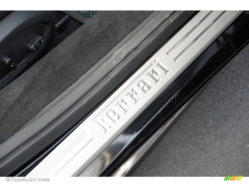 2018 Ferrari 488 Spider Standard 488 Spider Model Marks and Logos Photo #145431276