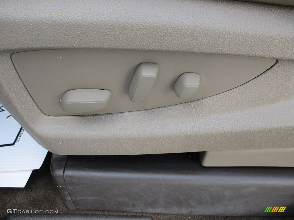 2014 Chevrolet Silverado 1500 LTZ Z71 Crew Cab 4x4 Front Seat Photo #145431555