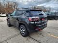 Diamond Black Crystal Pearl - Compass Trailhawk 4x4 Photo No. 9