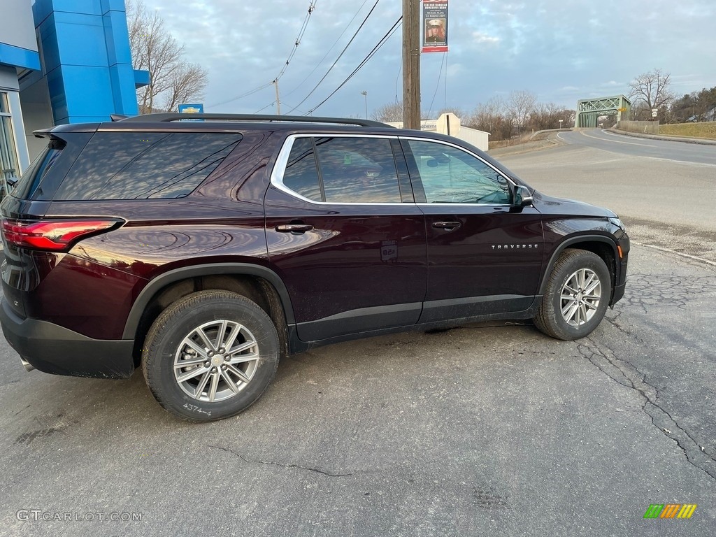 2023 Traverse LT AWD - Black Cherry Metallic / Jet Black photo #5