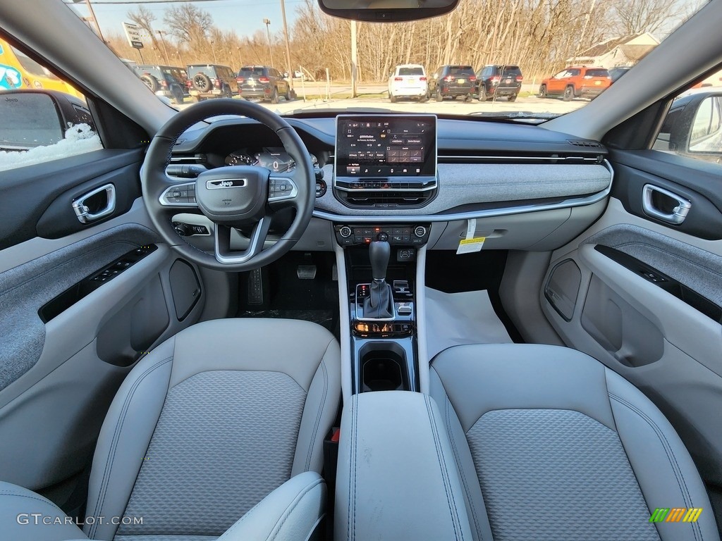 2022 Jeep Compass Latitude 4x4 Interior Color Photos