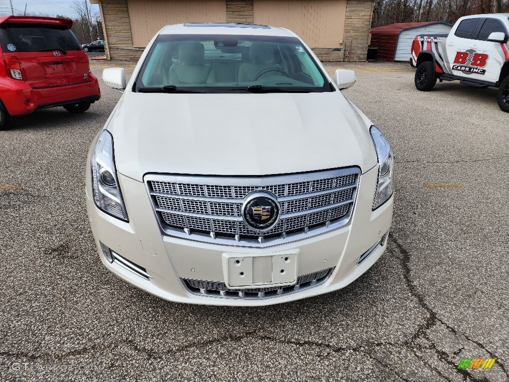 2014 XTS Platinum FWD - White Diamond Tricoat / Platinum Very Light Platinum/Dark Urban/Cocoa Opus Full Leather photo #9