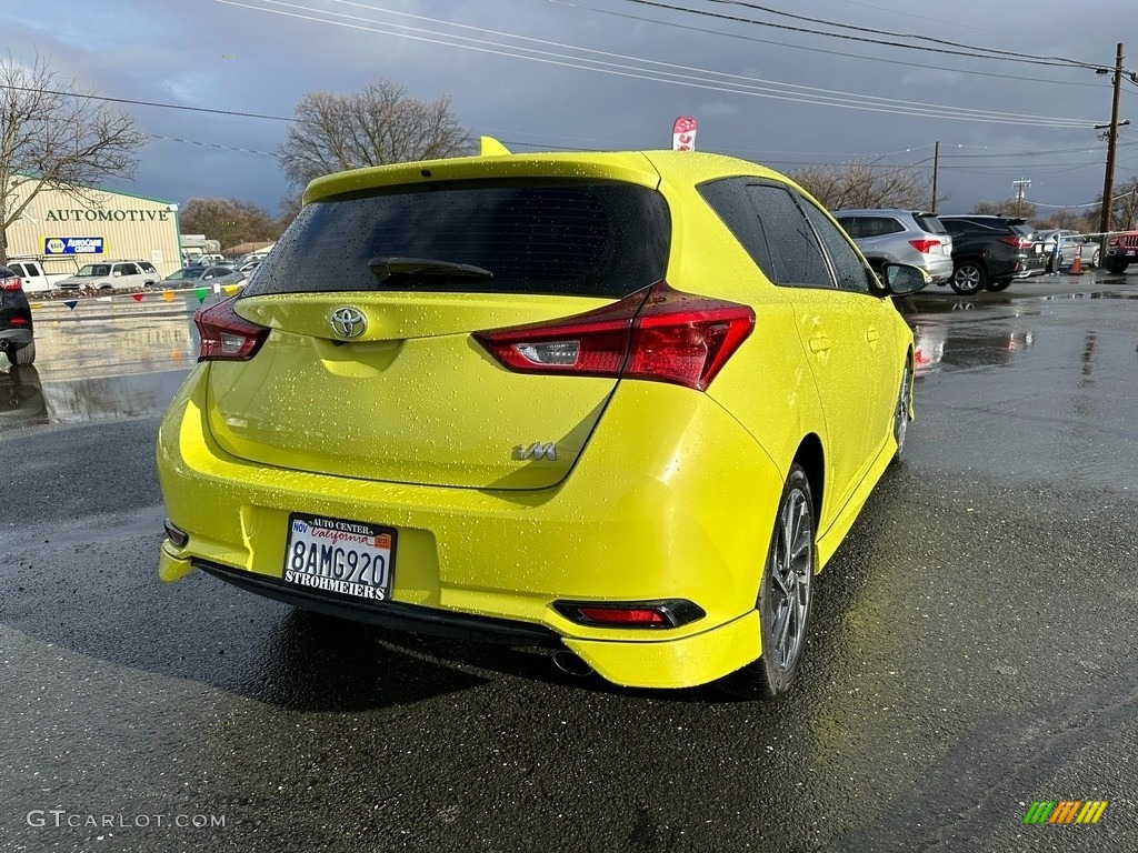 2017 Corolla iM  - Spring Green Metallic / Black photo #6