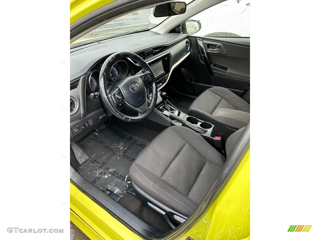 2017 Corolla iM  - Spring Green Metallic / Black photo #11