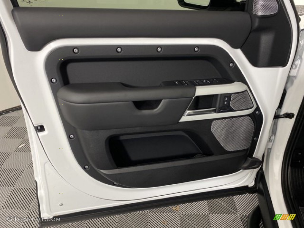 2023 Defender 130 X-Dynamic SE - Fuji White / Ebony photo #13