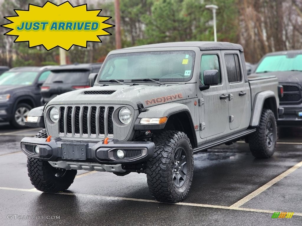 2021 Gladiator Mojave 4x4 - Sting-Gray / Black/Steel Gray photo #1