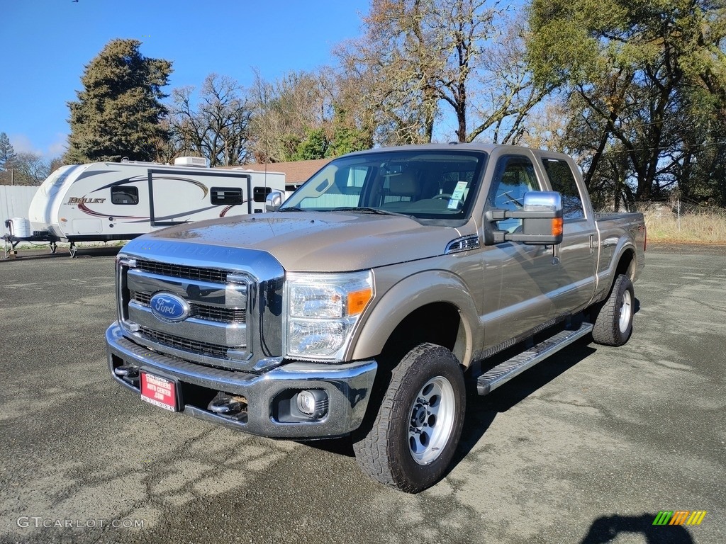 2011 F350 Super Duty Lariat Crew Cab 4x4 - Golden Bronze Metallic / Adobe photo #3