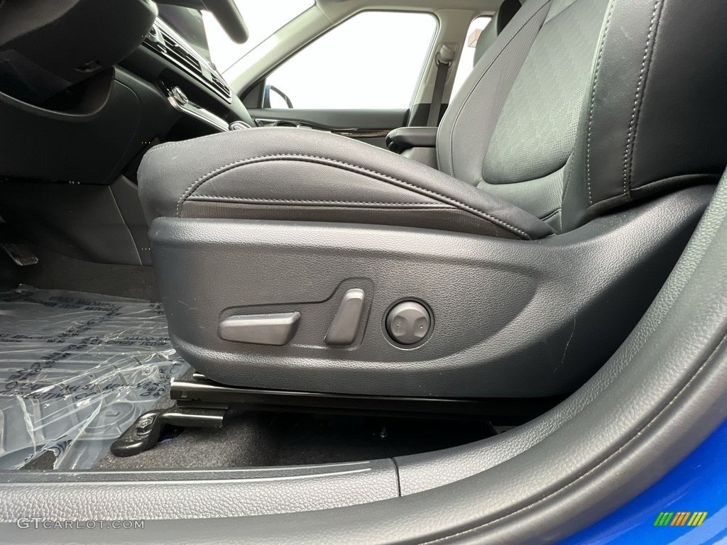2023 Kia Seltos SX AWD Front Seat Photo #145440907