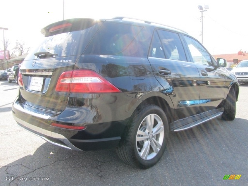 2013 ML 350 4Matic - Black / Almond Beige photo #10