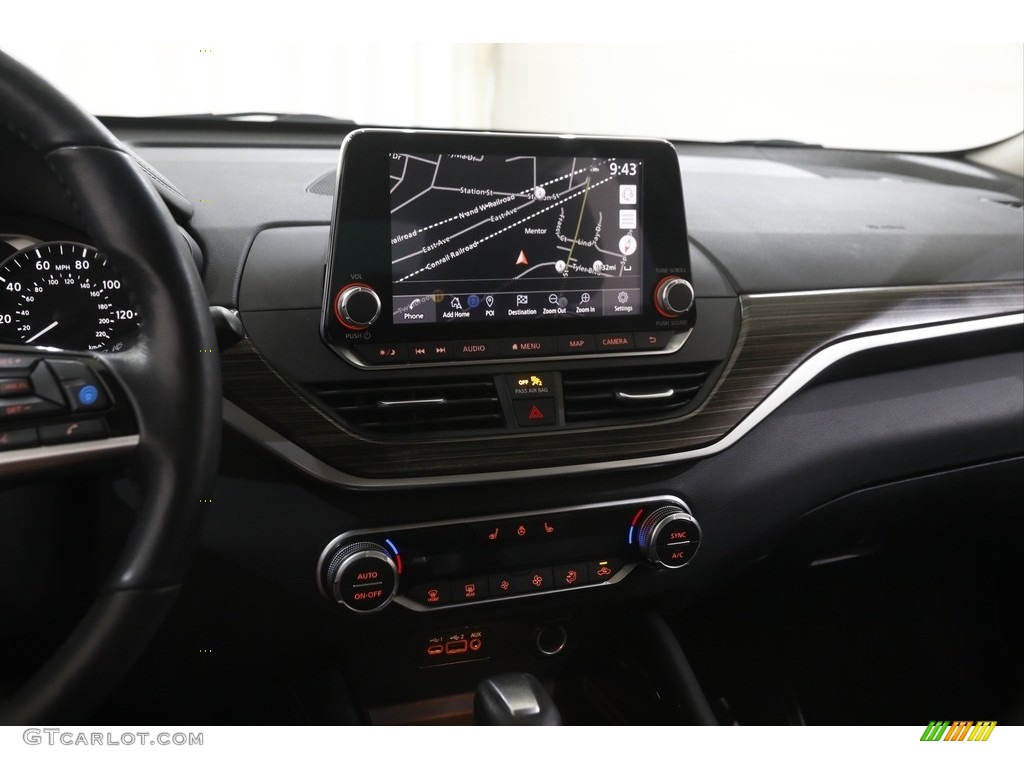 2020 Altima SL - Brilliant Silver Metallic / Charcoal photo #9