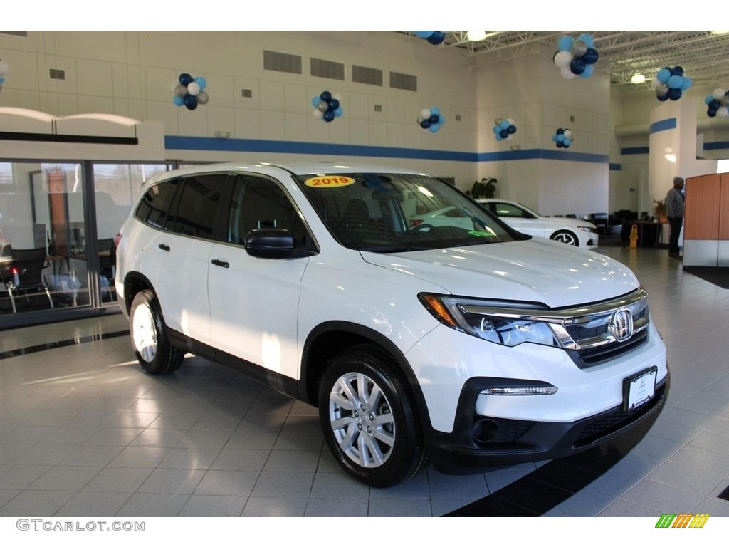 2019 Pilot LX AWD - White Diamond Pearl / Black photo #3