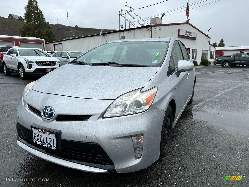 2014 Prius Two Hybrid - Classic Silver Metallic / Misty Gray photo #3