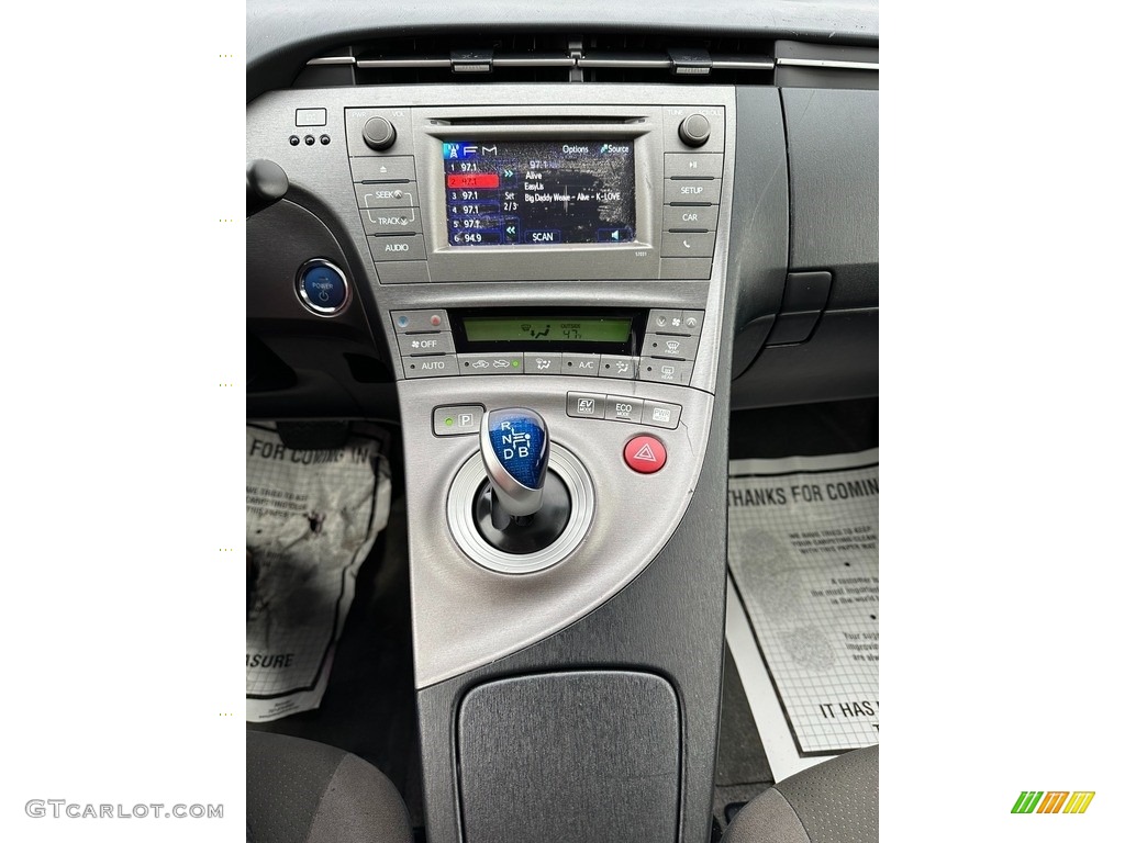 2014 Prius Two Hybrid - Classic Silver Metallic / Misty Gray photo #10