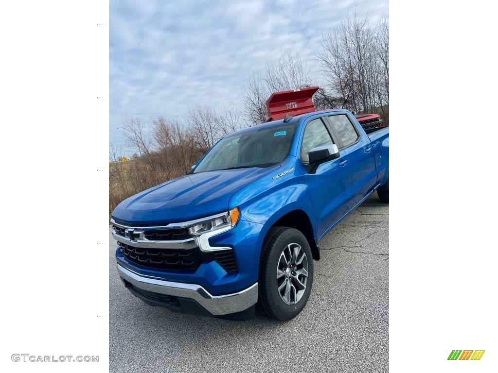 2022 Silverado 1500 LT Crew Cab 4x4 - Glacier Blue Metallic / Jet Black photo #2
