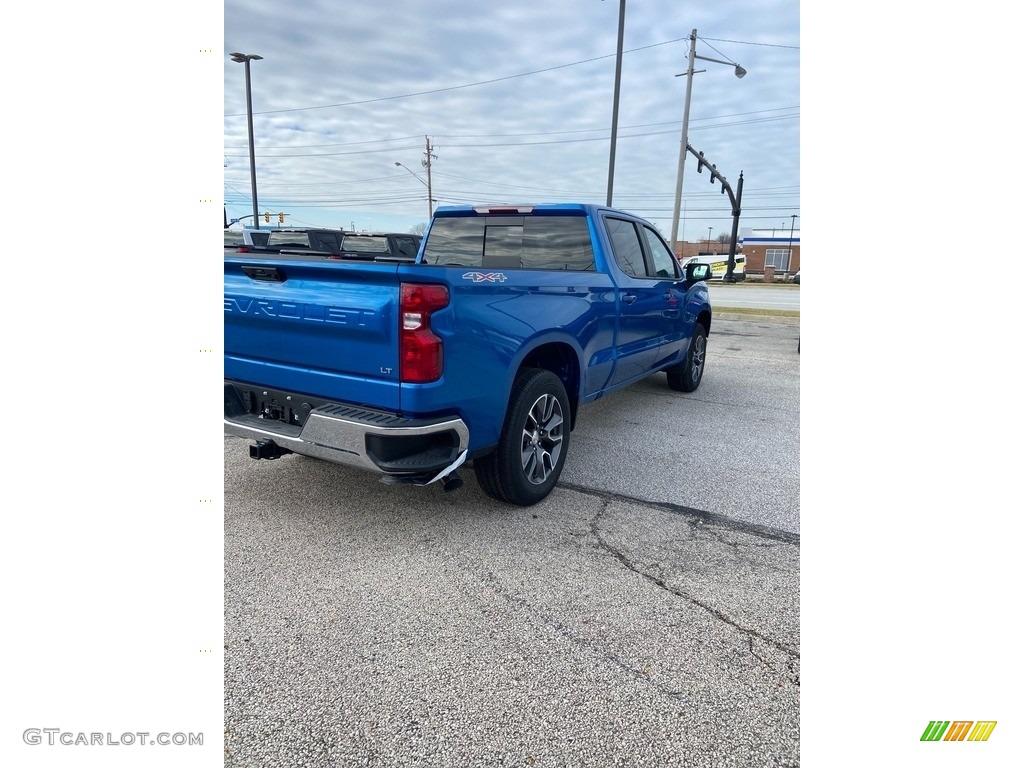 2022 Silverado 1500 LT Crew Cab 4x4 - Glacier Blue Metallic / Jet Black photo #6