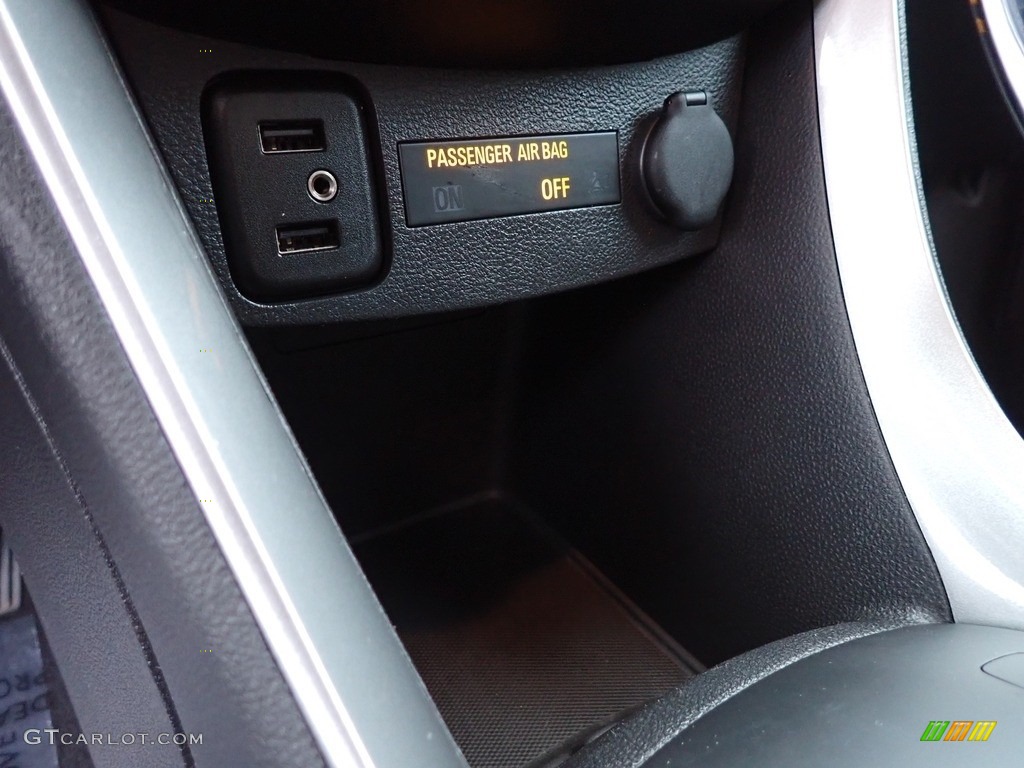 2019 Trax LT AWD - Pacific Blue Metallic / Jet Black photo #17