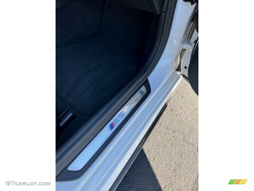 2019 M5 Sedan - Alpine White / Black photo #15