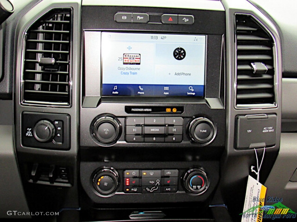 2022 F250 Super Duty XLT Crew Cab 4x4 - Agate Black / Medium Earth Gray photo #16