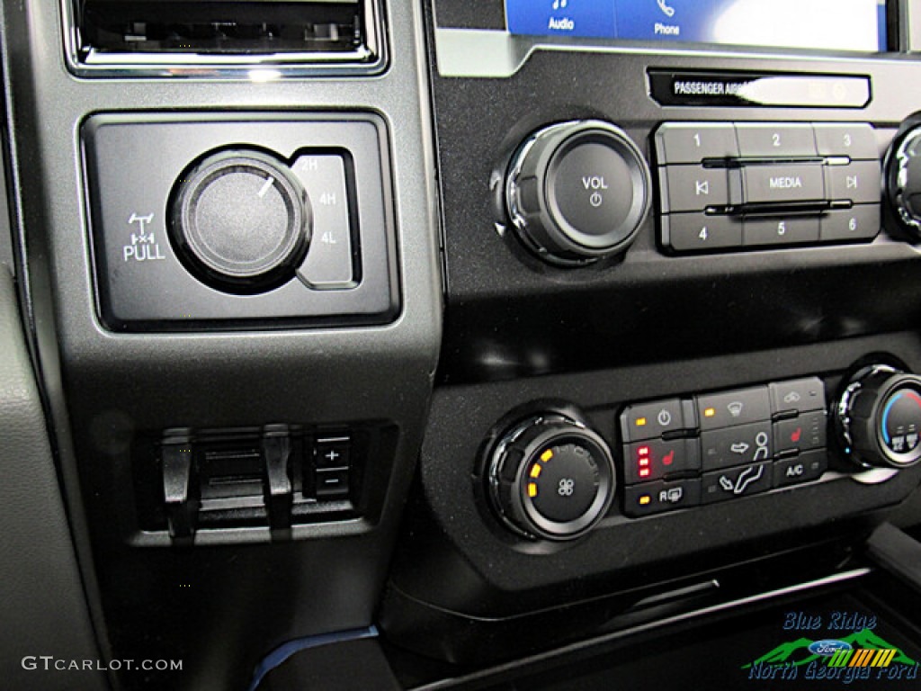 2022 F250 Super Duty XLT Crew Cab 4x4 - Agate Black / Medium Earth Gray photo #19