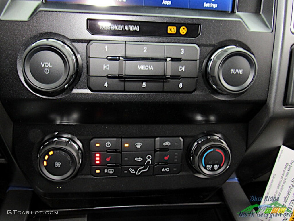 2022 F250 Super Duty XLT Crew Cab 4x4 - Agate Black / Medium Earth Gray photo #20