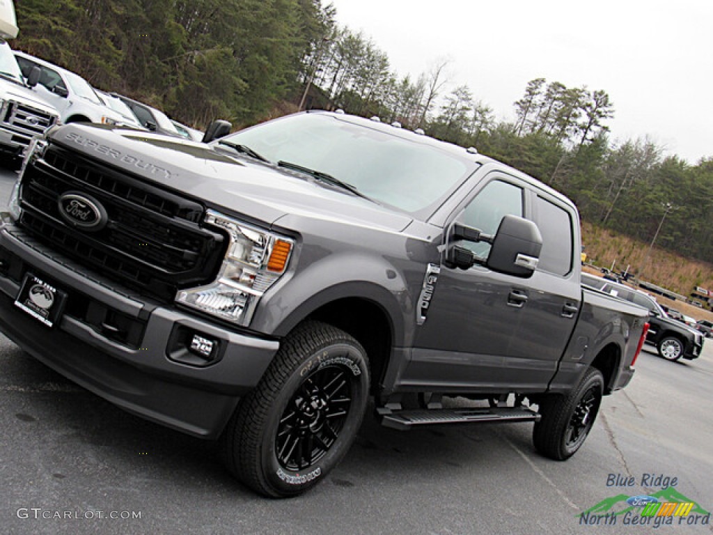 2022 F250 Super Duty XLT Crew Cab 4x4 - Carbonized Gray / Medium Earth Gray photo #26