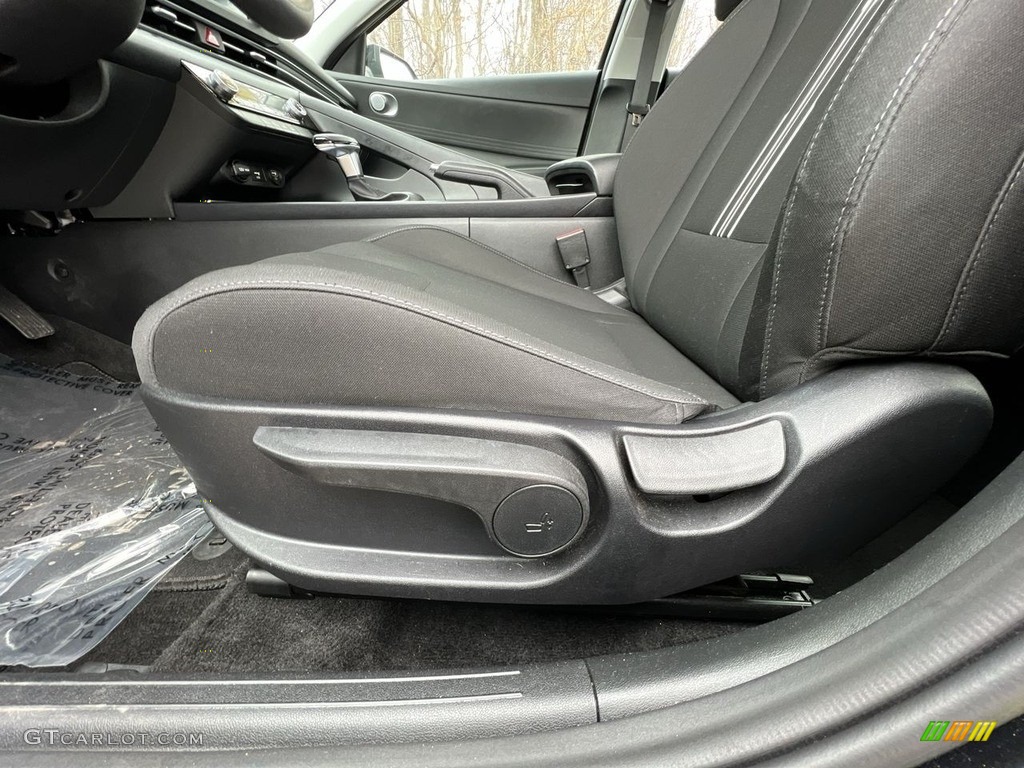 Black Interior 2021 Hyundai Elantra SEL Photo #145452772