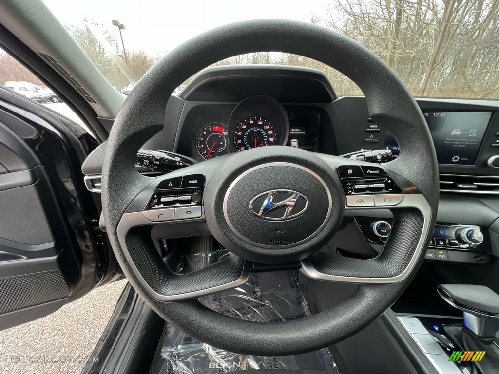 2021 Hyundai Elantra SEL Steering Wheel Photos