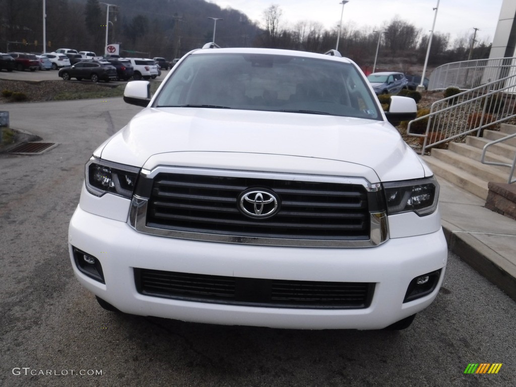 2019 Sequoia SR5 4x4 - Super White / Graphite photo #13