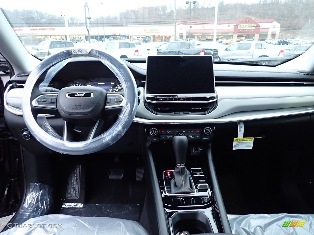2022 Jeep Compass Limited 4x4 Black Dashboard Photo #145454818