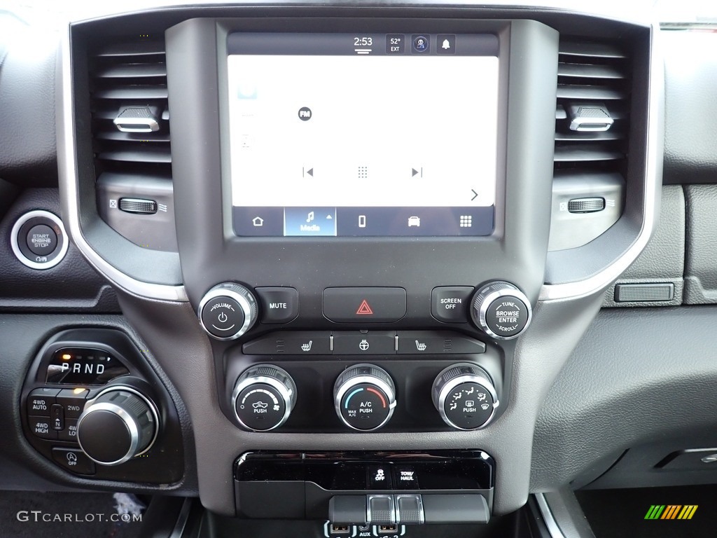 2023 Ram 1500 Big Horn Crew Cab 4x4 Controls Photo #145454977