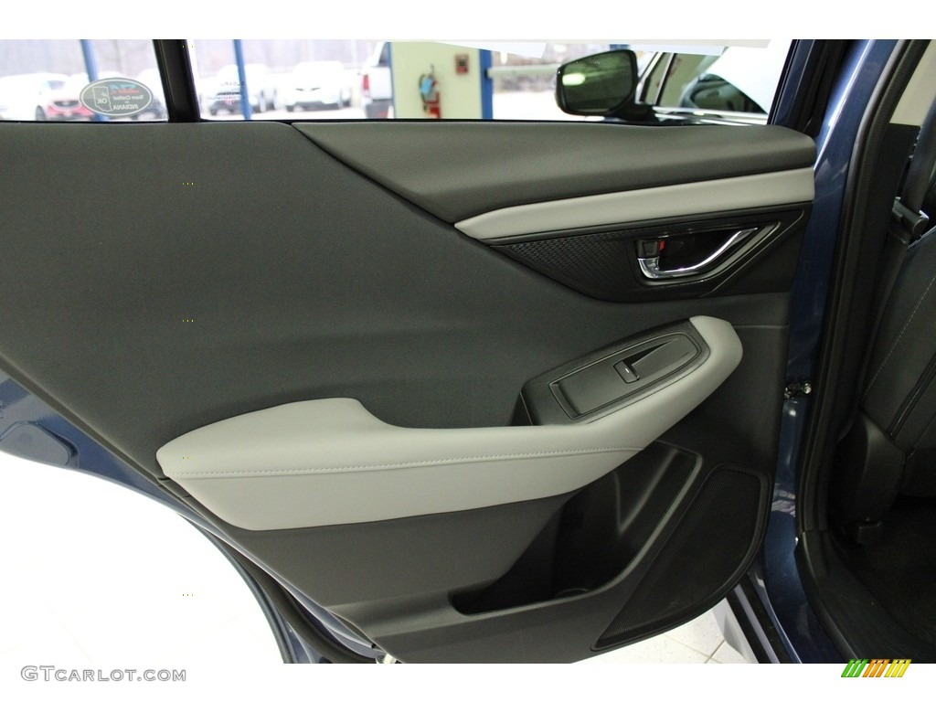 2021 Subaru Outback 2.5i Premium Gray Door Panel Photo #145455517