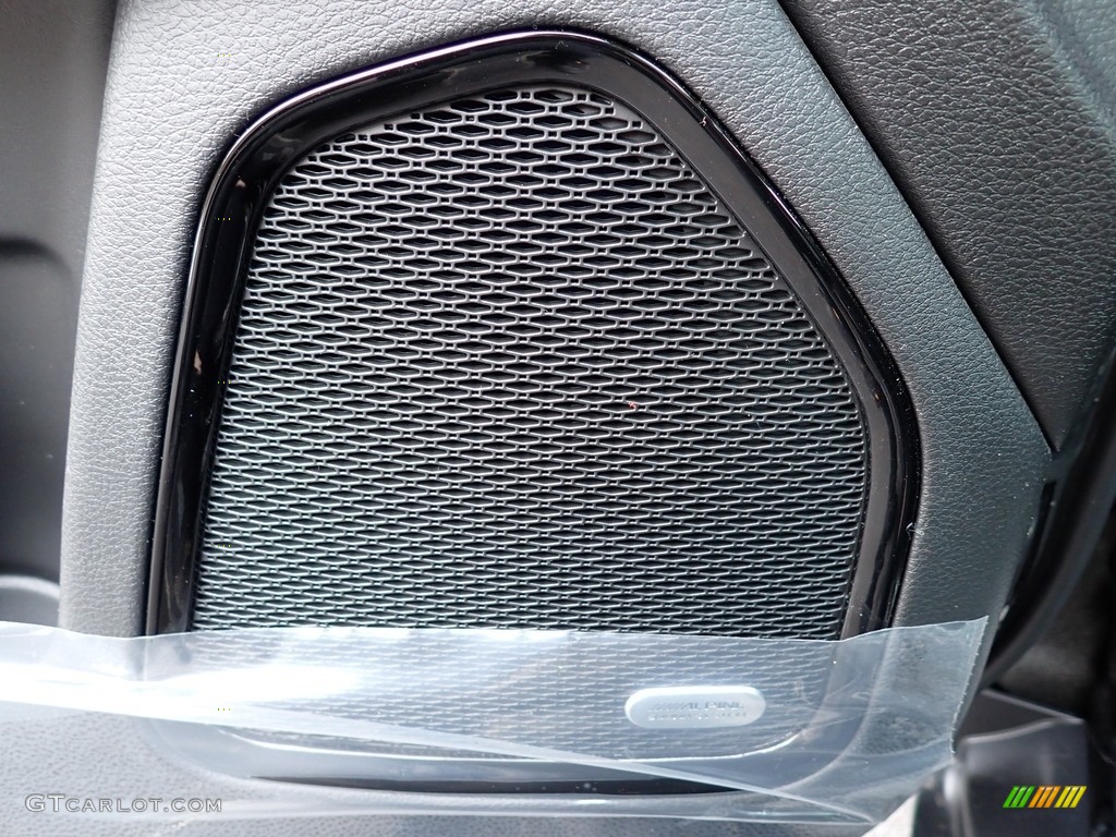 2022 Compass Trailhawk 4x4 - Diamond Black Crystal Pearl / Black/Ruby Red photo #18