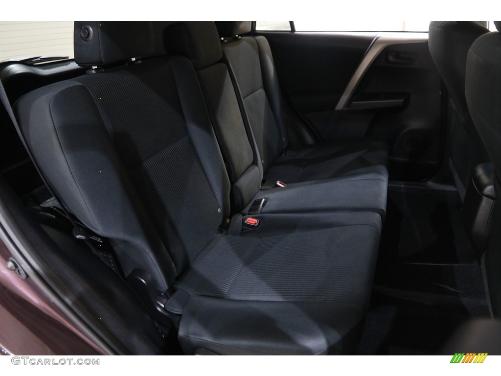 2018 RAV4 LE - Black / Black photo #16