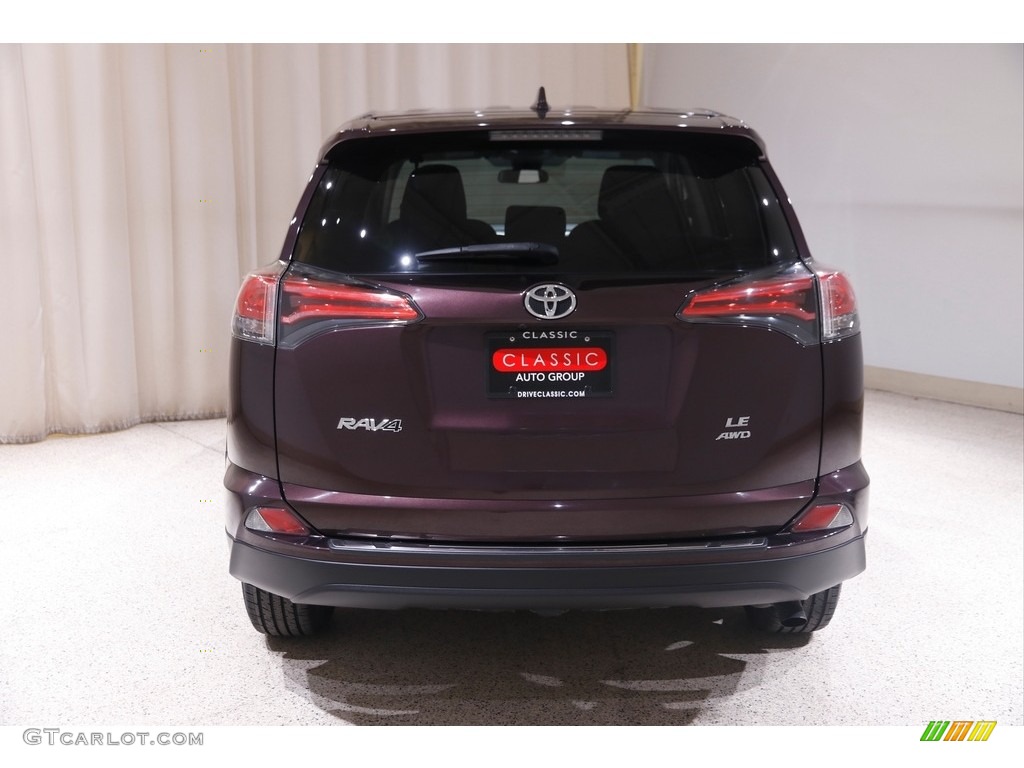 2018 RAV4 LE - Black / Black photo #18
