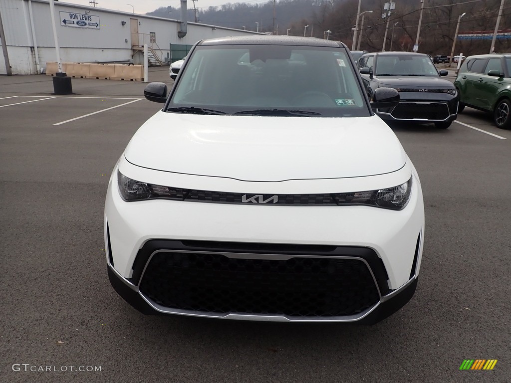 2023 Soul LX - Snow White Pearl / Black photo #3