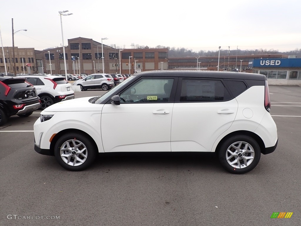 2023 Soul LX - Snow White Pearl / Black photo #5