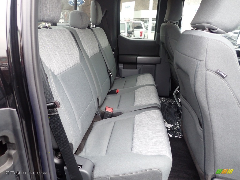 2022 Ford F150 XLT SuperCab 4x4 Rear Seat Photo #145458503