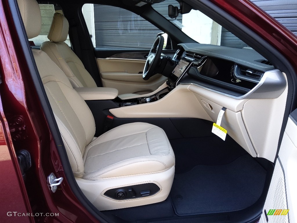 2023 Jeep Grand Cherokee 4XE Front Seat Photo #145459333