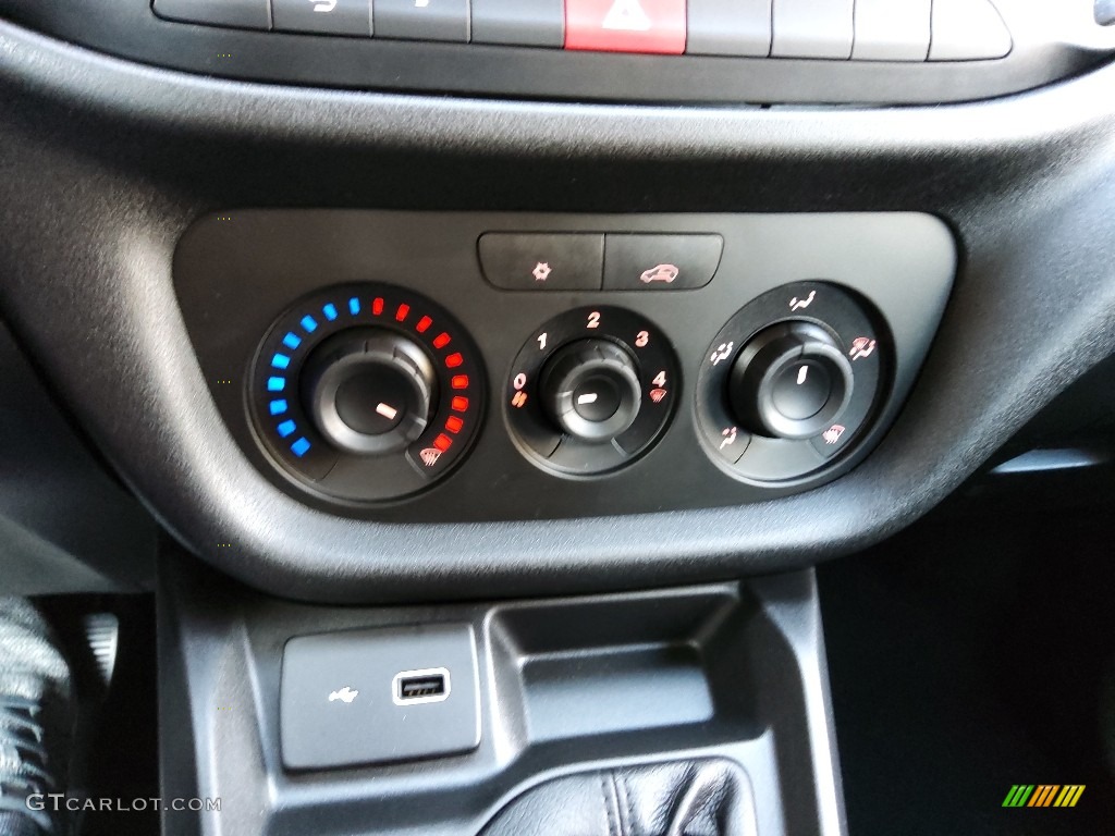 2022 Ram ProMaster City Wagon Controls Photo #145459995